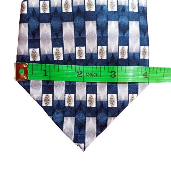 PIERRE CARDIN 100% Silk Classic Style Neck Tie Blue White Tan Men's EUC - Picture 4 of 8